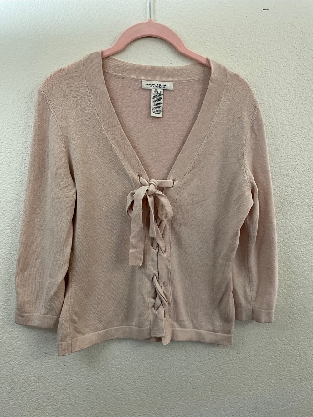 Banana Republic Blush Silk Cashmere blend S romantic classic feminine 19x21